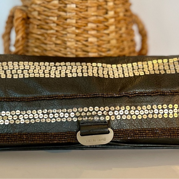 Designer Charles David Women’s Leather Clutch Taupe/Pewter Sequins Gold interior - Picture 3 of 13